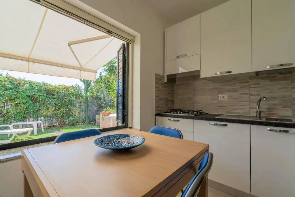Bungalow 1254 A 50 Mt Dalla Spiaggia Costa Rei 0*,  Olaszország